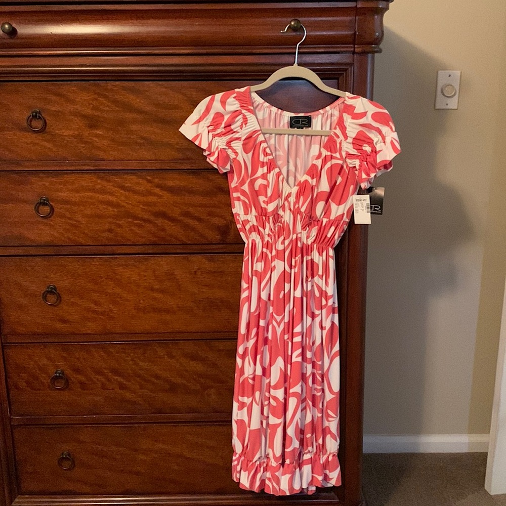 🌟New! Spring dress. Bubble hem. Empire v-neck, elastic waist.